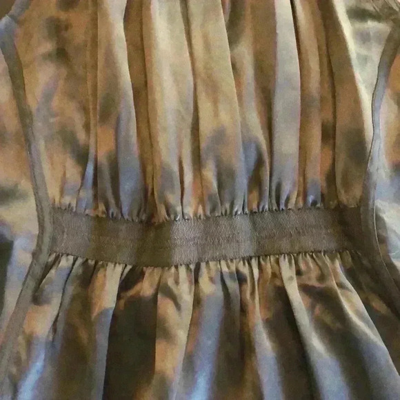 BCBG Maxazria | Beautiful 100% Silk Black Peplum, Tie Halter Top - Picture 3 of 5